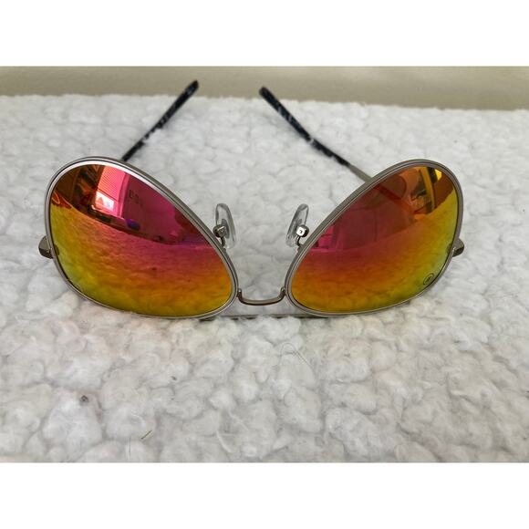 NWOT Blenders Unisex Sedona Sunset A Series Polarized Sunglasses, Aviator style - Picture 4 of 8